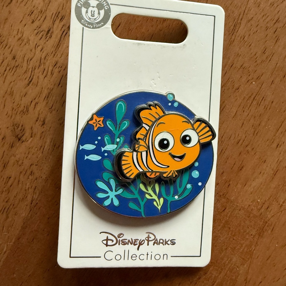 Disney Collection Orange Fish Pin